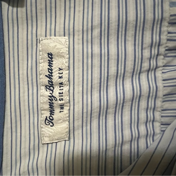 Tommy Bahama Siesta Key Shirt- Size XL.  Gently worn - Picture 4 of 5